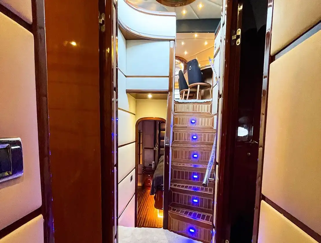 Antalya Yacht Rental 29m Custom 73
